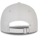 new-era-izvita-kozirka-damska-sivo-logo-9forty-tonal-new-york-yankees-mlb-siva-reguliruema-shapka