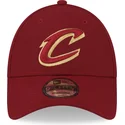 rote-verstellbare-curved-cap-9forty-the-league-der-cleveland-cavaliers-nba-von-new-era