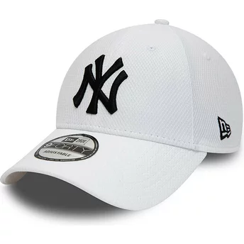 New Era Curved Brim 9FORTY Diamond Era Essential New York Yankees MLB White Adjustable Cap