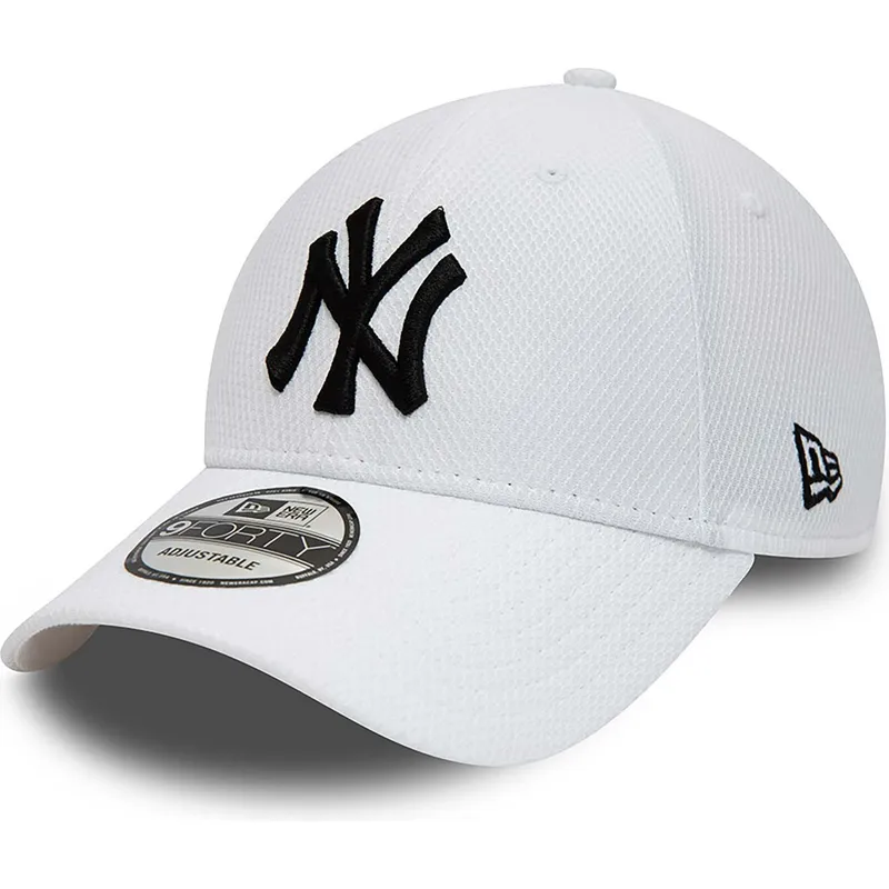 shapka-izvita-byala-reguliruem-9forty-diamond-era-essential-na-new-york-yankees-mlb-ot-new-era