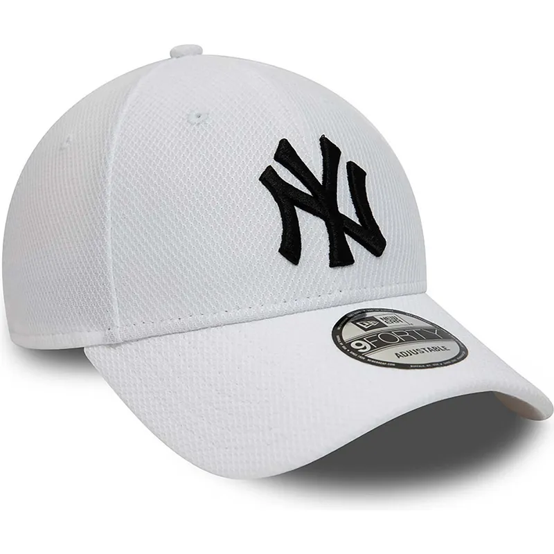 shapka-izvita-byala-reguliruem-9forty-diamond-era-essential-na-new-york-yankees-mlb-ot-new-era