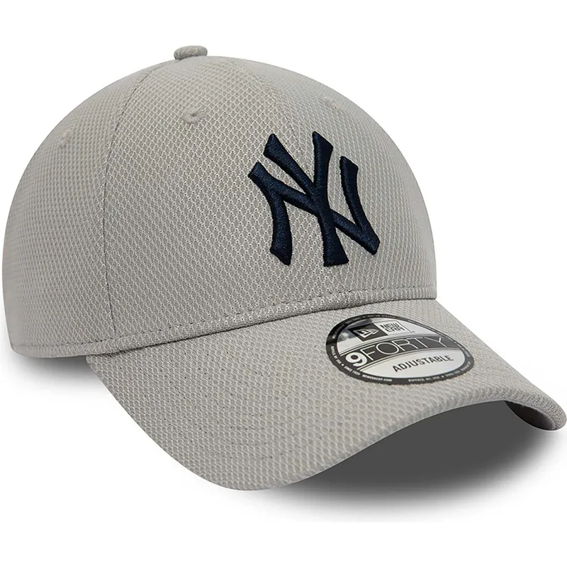 shapka-izvita-siv-reguliruem-9forty-diamond-era-essential-na-new-york-yankees-mlb-ot-new-era shapka-izvita-siv-reguliruem-9forty-diamond-era-essential-na-new-york-yankees-mlb-ot-new-era