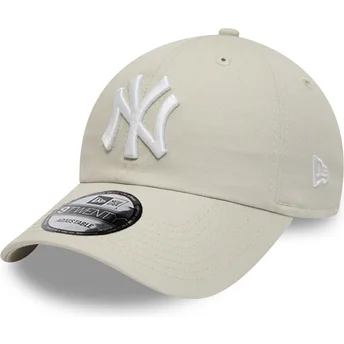 Ρυθμιζόμενο μπεζ καπέλο με καμπύλη 9TWENTY League Essential των New York Yankees MLB από την New Era