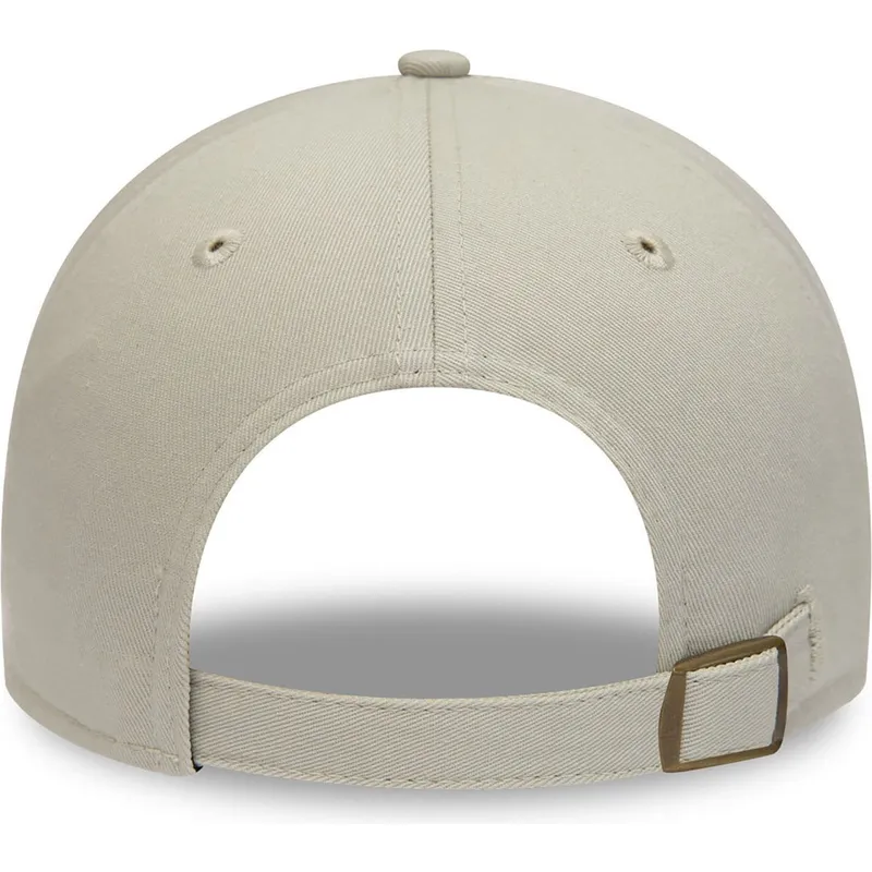 beige-justerbar-9twenty-league-essential-bollehat-fra-new-york-yankees-mlb-fra-new-era