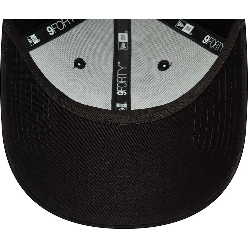 sort-justerbar-curved-kasket-9forty-repreve-league-essential-fra-new-york-yankees-mlb-fra-new-era