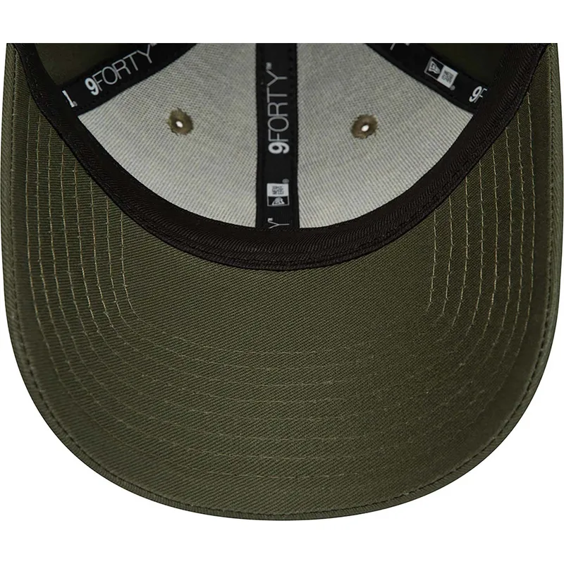 shapka-izvita-zelena-reguliruem-9forty-league-essential-na-new-york-yankees-mlb-ot-new-era