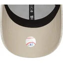 shapka-izvita-bezhov-reguliruem-9forty-jersey-essential-na-new-york-yankees-mlb-ot-new-era