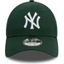 casquette-courbee-verte-fonce-ajustable-9forty-league-essential-new-york-yankees-mlb-new-era