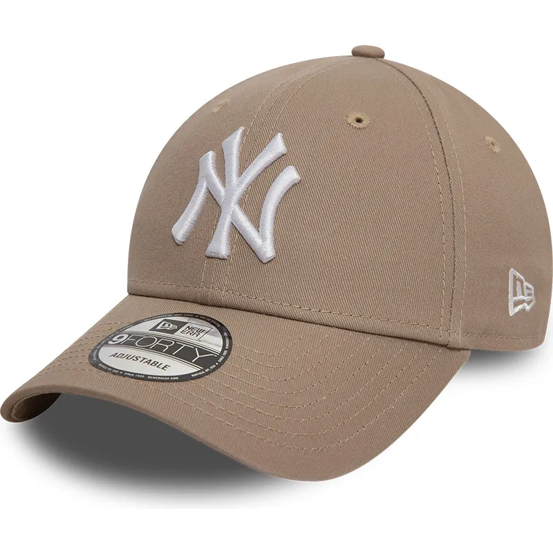 braune-verstellbare-curved-cap-9forty-league-essential-der-new-york-yankees-mlb-von-new-era