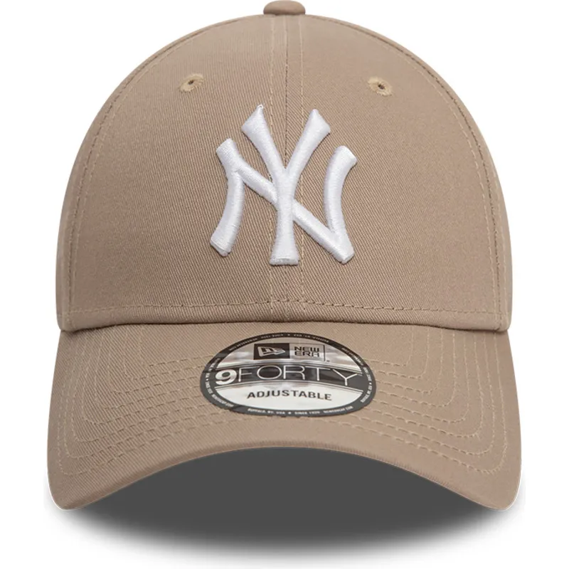 new-era-izvita-kozirka-9forty-league-essential-new-york-yankees-mlb-svetlokafyava-reguliruema-shapka new-era-izvita-kozirka-9forty-league-essential-new-york-yankees-mlb-svetlokafyava-reguliruema-shapka