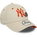 shapka-izvita-bezhov-reguliruem-za-deca-9forty-graphic-monster-truck-na-new-york-yankees-mlb-ot-new-era