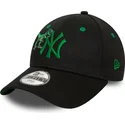 shapka-izvita-cherna-reguliruem-za-deca-9forty-graphic-na-new-york-yankees-mlb-ot-new-era