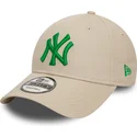 shapka-izvita-bezhov-reguliruem-9forty-league-essential-na-new-york-yankees-mlb-ot-new-era