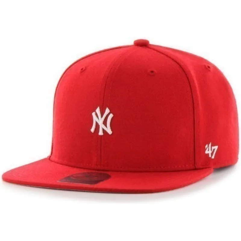 shapka-ploska-chervena-snapbek-na-new-york-yankees-mlb-ot-47-brand