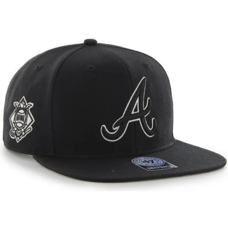 shapka-ploska-cherna-snapbek-na-atlanta-braves-mlb-ot-47-brand