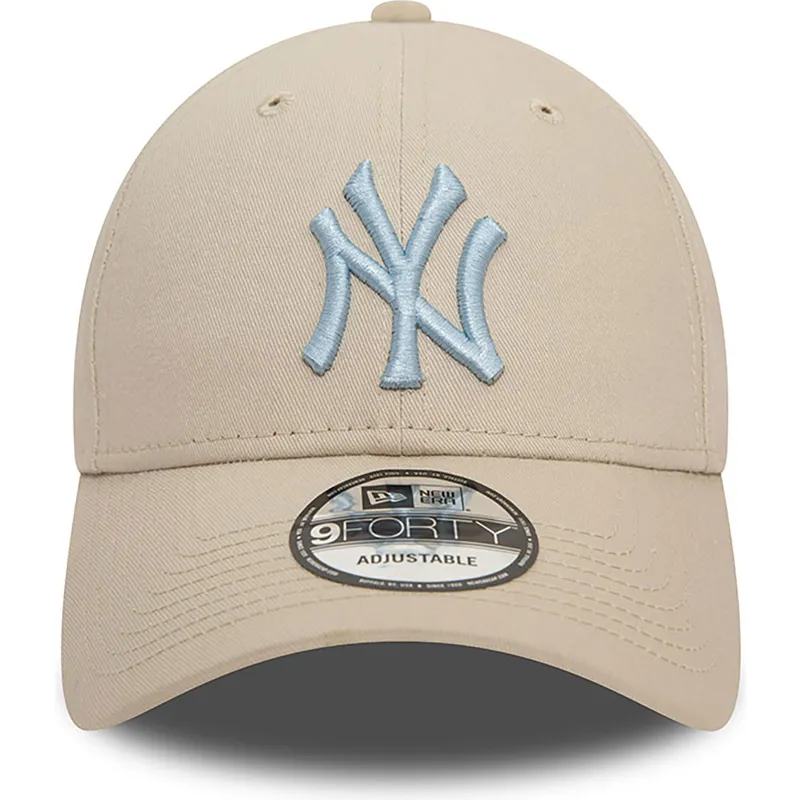 shapka-izvita-bezhov-reguliruem-9forty-league-essential-na-new-york-yankees-mlb-ot-new-era