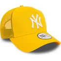 new-era-a-frame-league-essential-new-york-yankees-mlb-yellow-trucker-hat