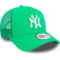 shapka-izvita-traker-zelena-snapbek-a-frame-league-essential-na-new-york-yankees-mlb-ot-new-era