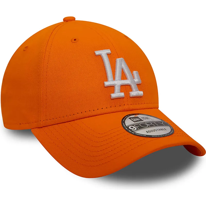 shapka-izvita-oranzhev-reguliruem-9forty-league-essential-na-los-angeles-dodgers-mlb-ot-new-era