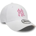 shapka-izvita-byala-reguliruem-rosa-9forty-team-outline-na-new-york-yankees-mlb-ot-new-era