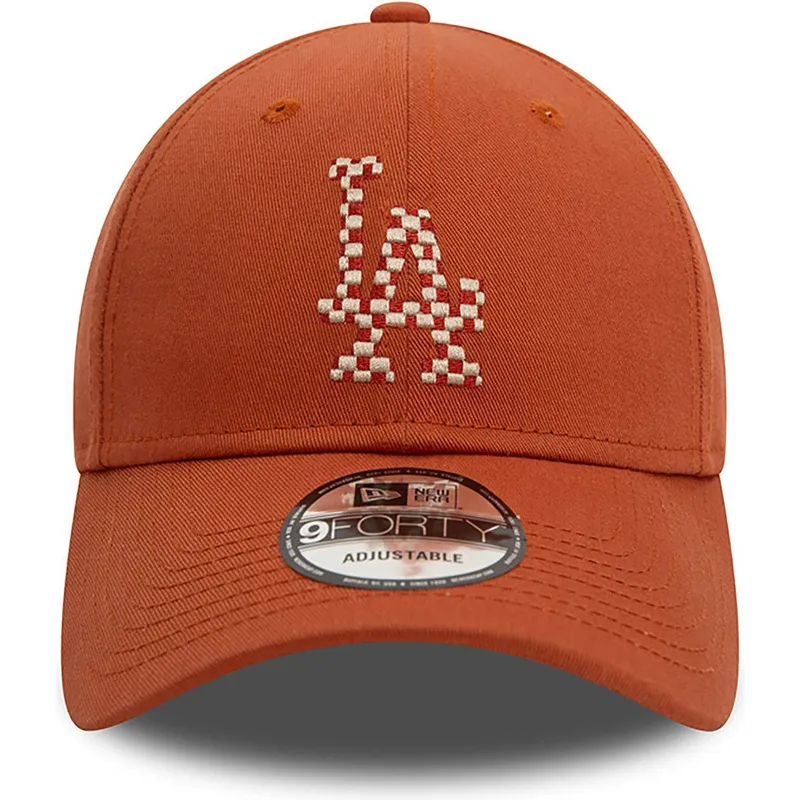 shapka-izvita-kafyav-reguliruem-9forty-seasonal-infill-na-los-angeles-dodgers-mlb-ot-new-era