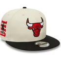 beige-und-schwarze-flache-snapback-kappe-9fifty-logo-der-chicago-bulls-nba-von-new-era