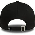 shapka-izvita-cherna-reguliruem-9forty-floral-na-new-york-yankees-mlb-ot-new-era