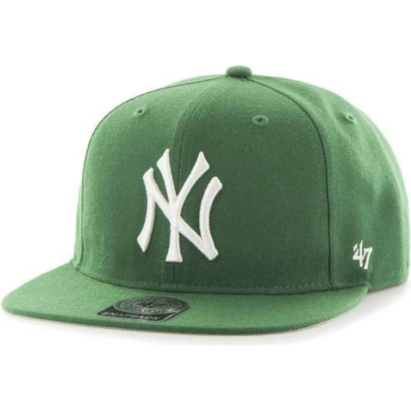 shapka-ploska-zelena-snapbek-na-new-york-yankees-mlb-ot-47-brand shapka-ploska-zelena-snapbek-na-new-york-yankees-mlb-ot-47-brand