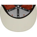 shapka-ploska-kafyav-snapbek-9fifty-patch-na-new-york-yankees-mlb-ot-new-era