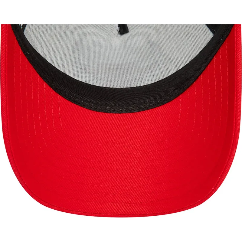 shapka-izvita-traker-mnogocveten-snapbek-a-frame-na-chicago-bulls-nba-ot-new-era