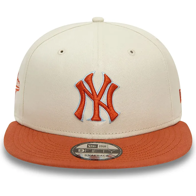 beige-braune-snapback-cap-9fifty-patch-der-new-york-yankees-mlb-von-new-era