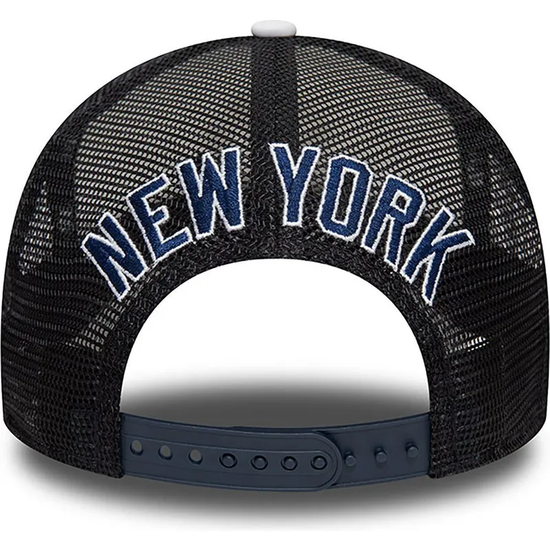shapka-izvita-traker-siv-snapbek-a-frame-na-new-york-yankees-mlb-ot-new-era shapka-izvita-traker-siv-snapbek-a-frame-na-new-york-yankees-mlb-ot-new-era