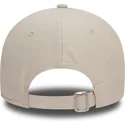 beige-verstellbare-9forty-flawless-kappe-mit-gebogenem-schirm-von-den-new-york-yankees-mlb-von-new-era
