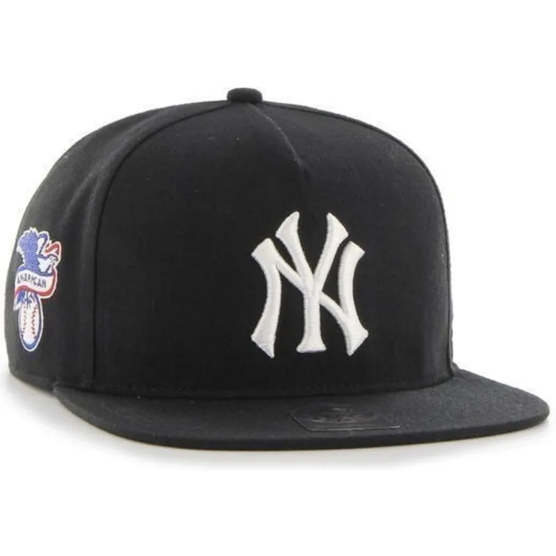 shapka-ploska-cherna-snapbek-na-new-york-yankees-mlb-ot-47-brand