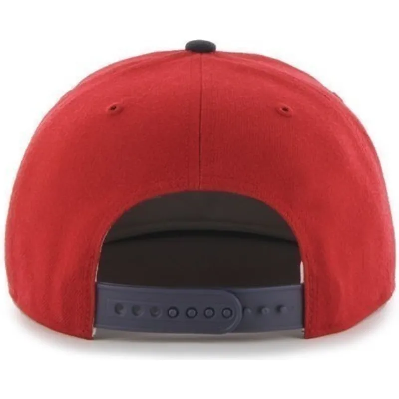 shapka-ploska-chervena-snapbek-na-boston-red-sox-mlb-ot-47-brand