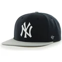 shapka-ploska-tmnosin-snapbek-na-new-york-yankees-mlb-ot-47-brand