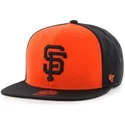 shapka-ploska-cherna-snapbek-na-san-francisco-giants-mlb-ot-47-brand