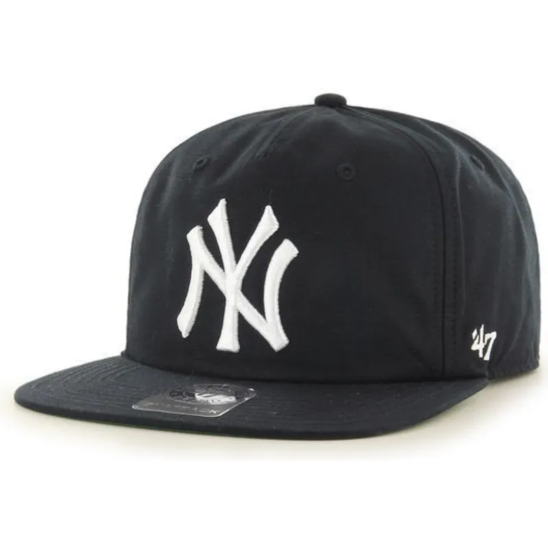 shapka-ploska-cherna-snapbek-na-new-york-yankees-mlb-ot-47-brand