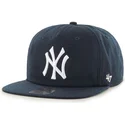 shapka-ploska-tmnosin-snapbek-na-new-york-yankees-mlb-ot-47-brand