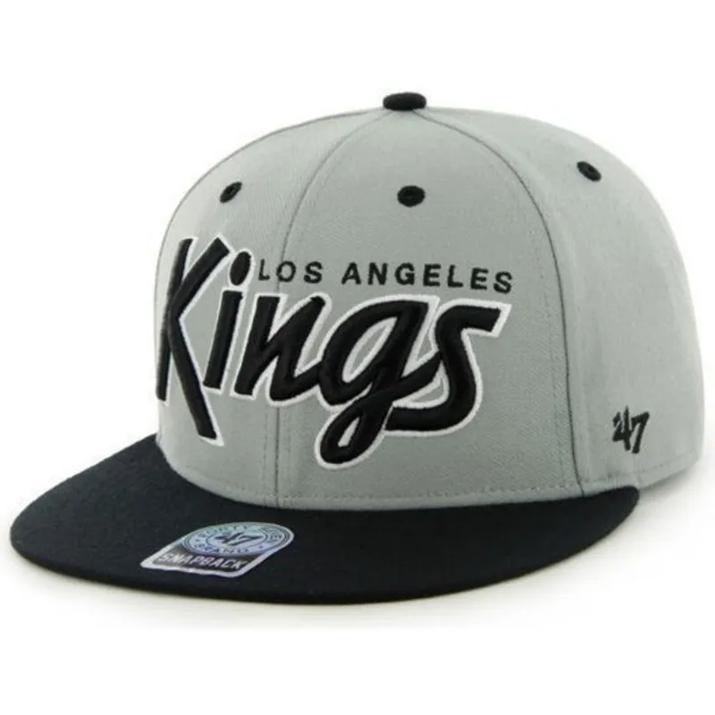 shapka-ploska-siv-snapbek-letras-na-los-angeles-kings-nhl-ot-47-brand