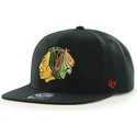 shapka-ploska-cherna-snapbek-na-chicago-blackhawks-nhl-ot-47-brand