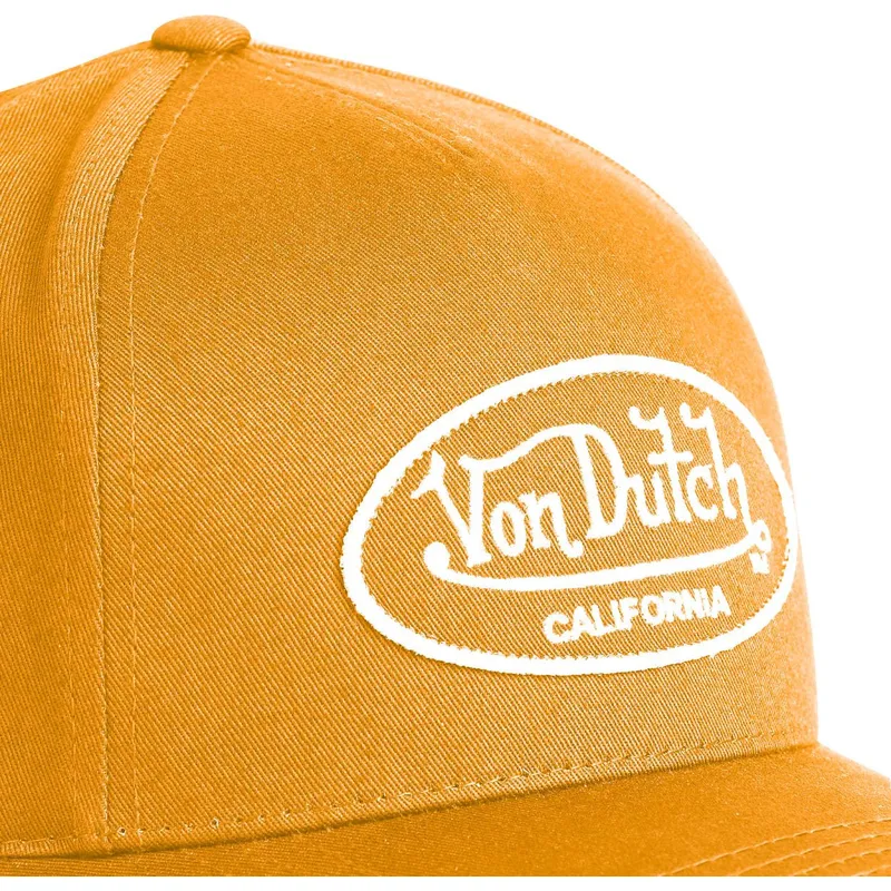 brun-justerbar-curved-cap-lof-c3-fra-von-dutch