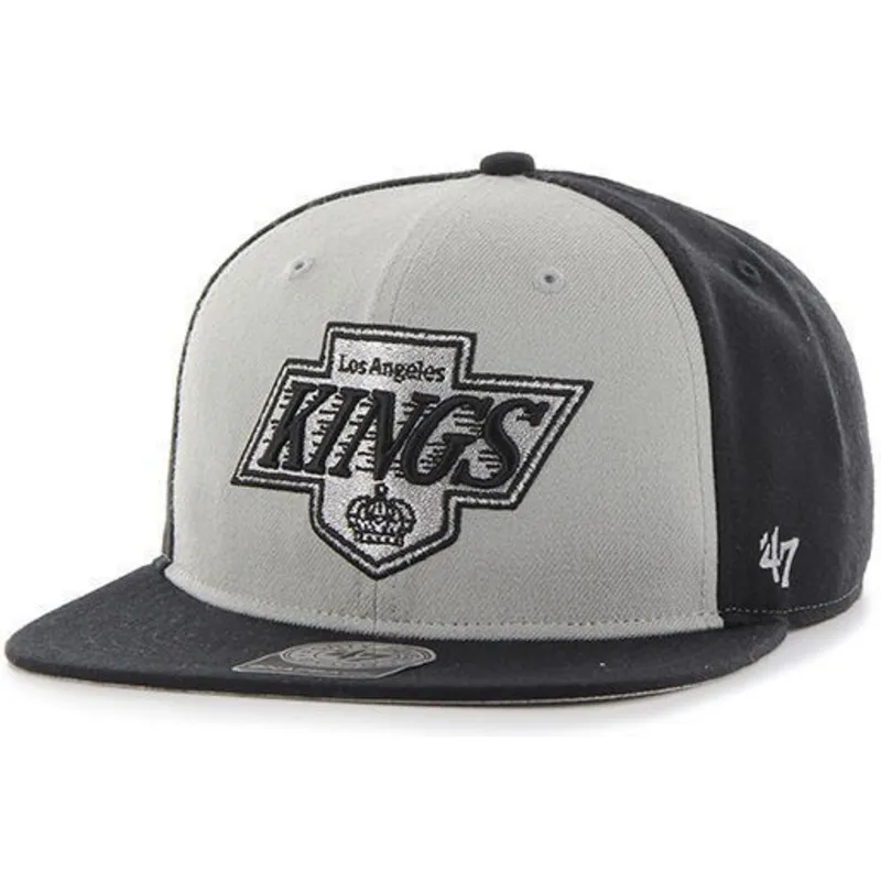 shapka-ploska-siv-snapbek-na-los-angeles-kings-nhl-ot-47-brand