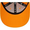 shapka-izvita-oranzhev-snapbek-9forty-repreve-na-mclaren-racing-formula-1-ot-new-era
