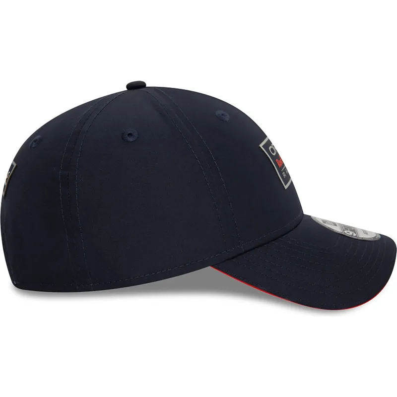 shapka-izvita-tmnosin-snapbek-9forty-na-red-bull-racing-formula-1-ot-new-era