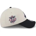 atlanta-braves-mlb-9forty-stretch-snap-4th-of-july-snapback-kappe-in-beige-und-marineblau-von-new-era