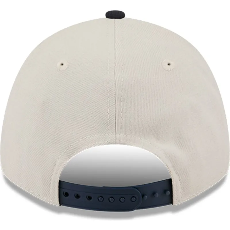 shapka-izvita-bezhov-snapbek-9forty-stretch-snap-4th-of-july-na-new-york-yankees-mlb-ot-new-era