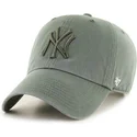 shapka-izvita-zelena-reguliruem-na-new-york-yankees-mlb-ot-47-brand