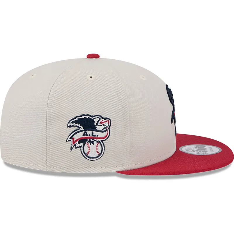 shapka-ploska-bezhov-snapbek-9fifty-4th-of-july-na-chicago-white-sox-mlb-ot-new-era