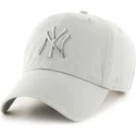 shapka-izvita-siv-reguliruem-na-new-york-yankees-mlb-ot-47-brand